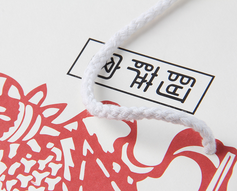 保健品的包裝袋工廠能不能解決金銀油墨脫落？別搞笑啦