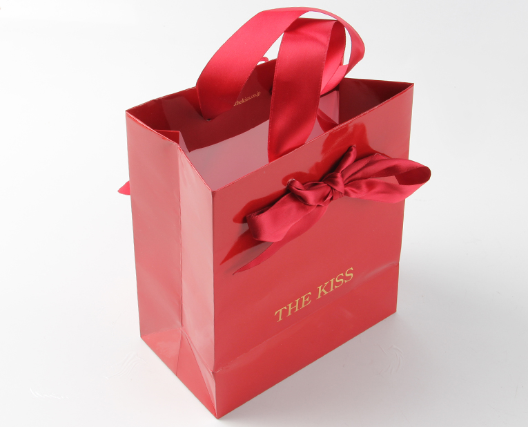 高檔禮品袋廠統(tǒng)計01年以來，絲印技術(shù)的起伏市場